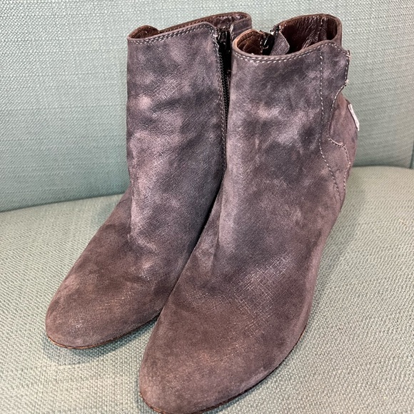 AGL Attilio Giusti Leombruni Suede Wedge bootie women’s size 36 US 6  GUC - Picture 4 of 8